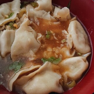 餃子とネギ卵の醤油スープ